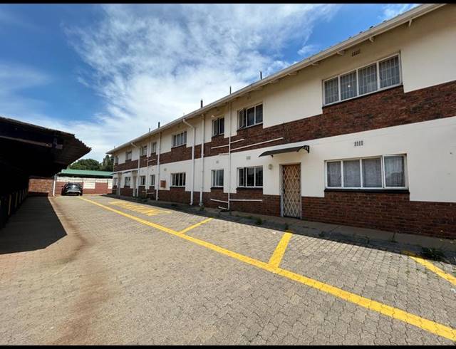 1 BEDROOM PROPERTY TO RENT IN LYTTELTON